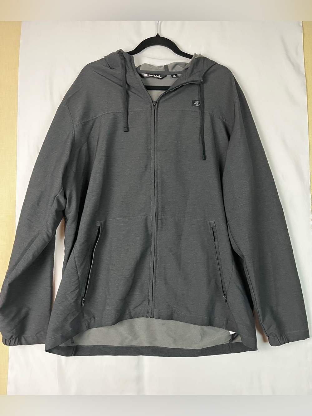 Travis Mathew Men’s Element of Surprise Gray Hooded Full-Zip Golf Jacket XXL